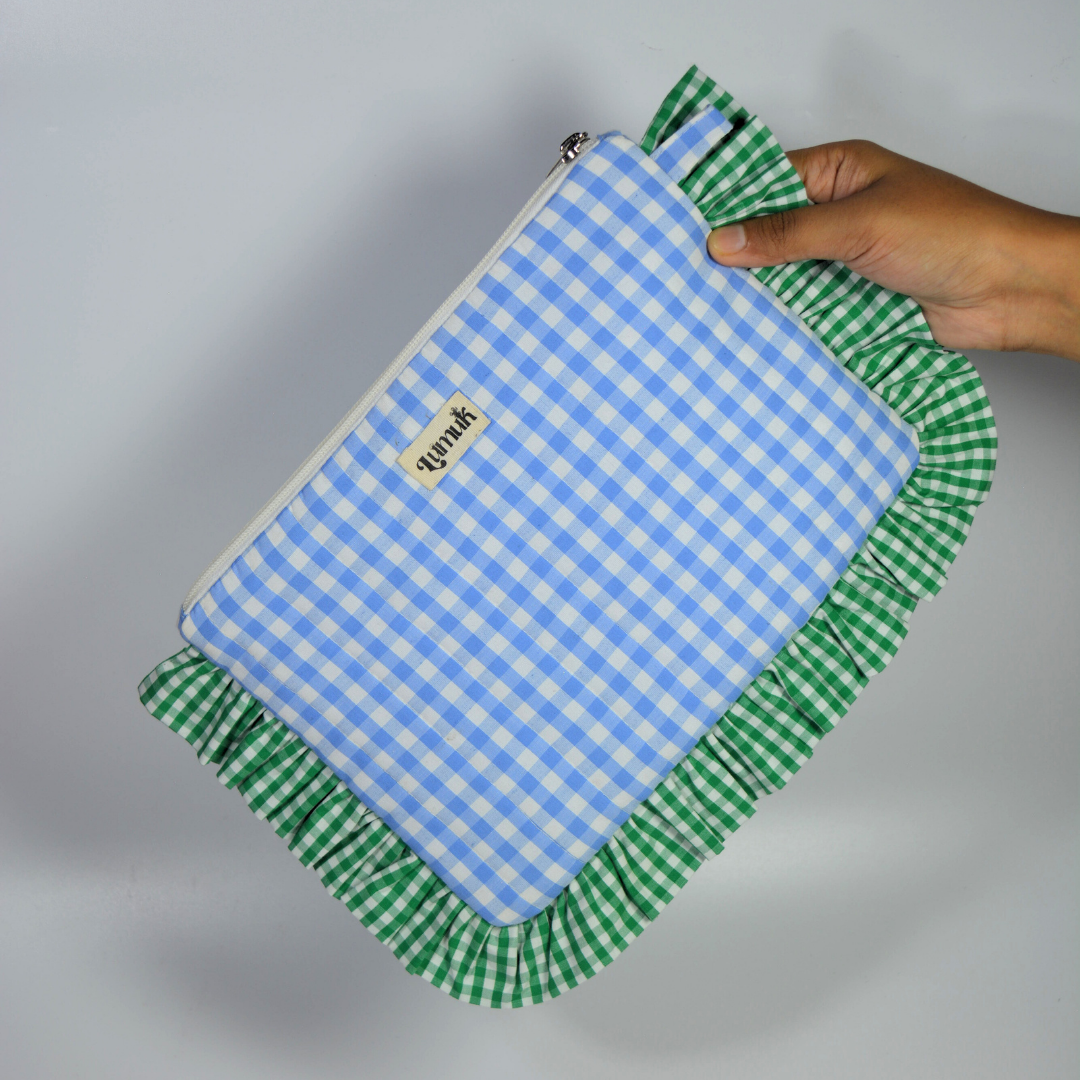 Ocean Eyes Pouches | Quilted Ruffle Pouch Set