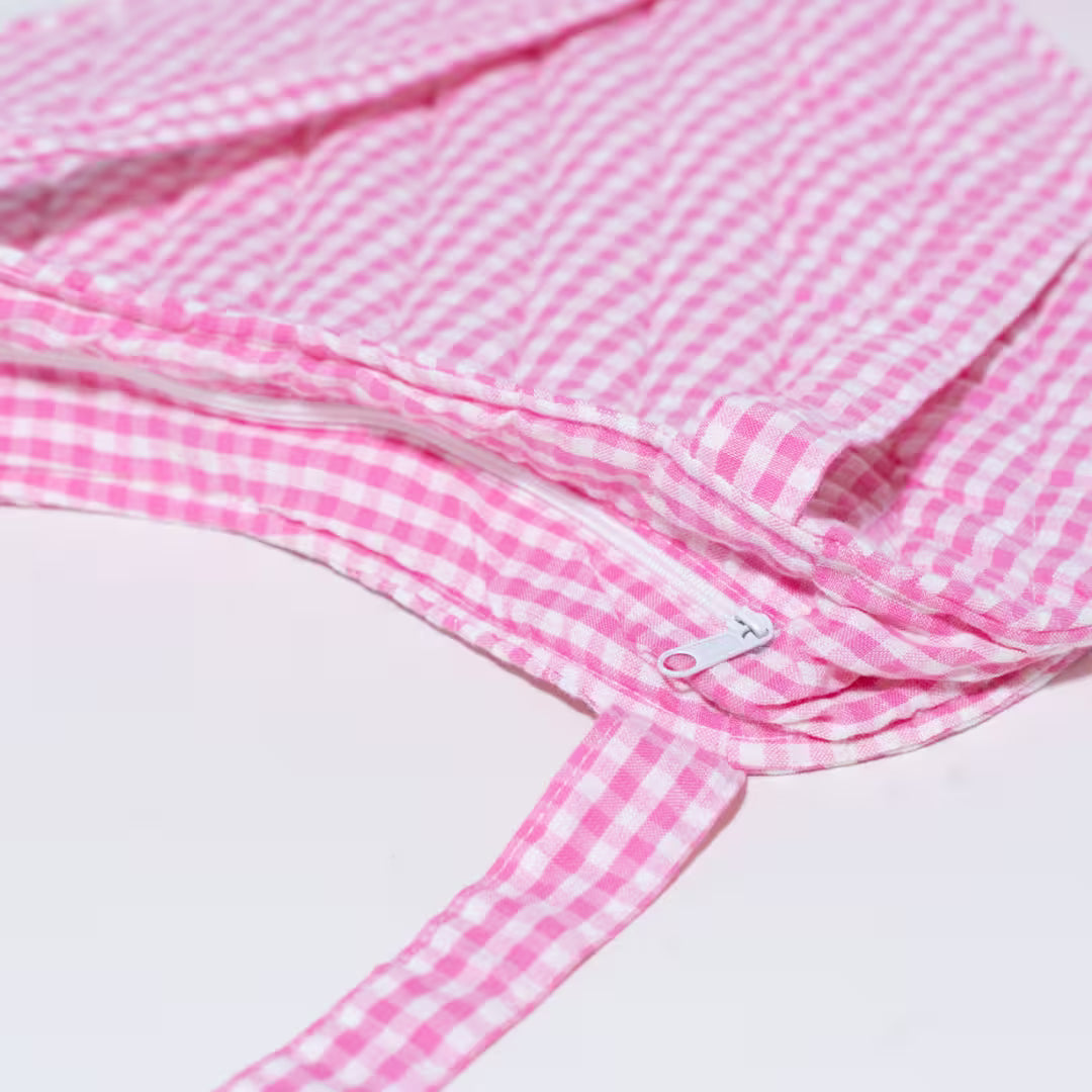 Gingham Grove | A small heart | Pink