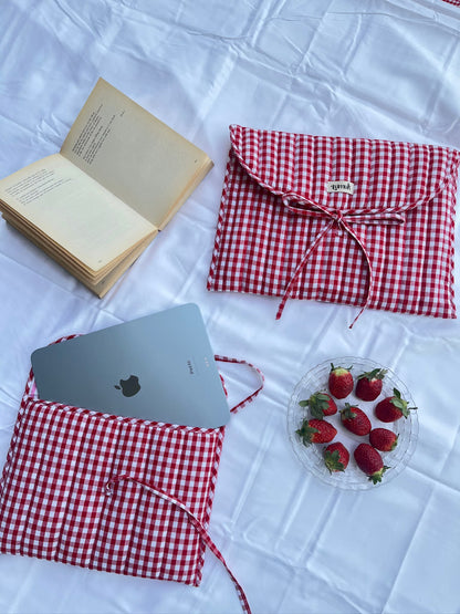 Berry Blush Laptop Sleeve