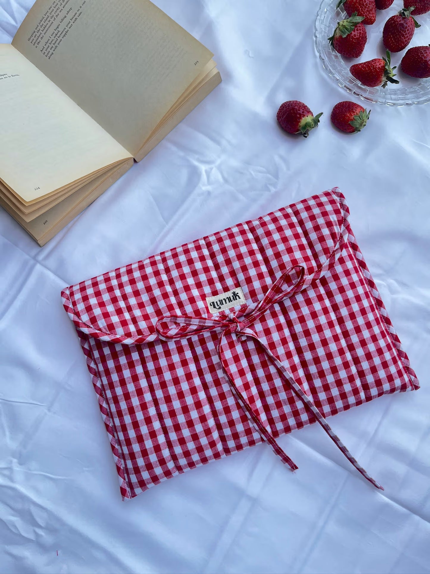 Berry Blush Laptop Sleeve